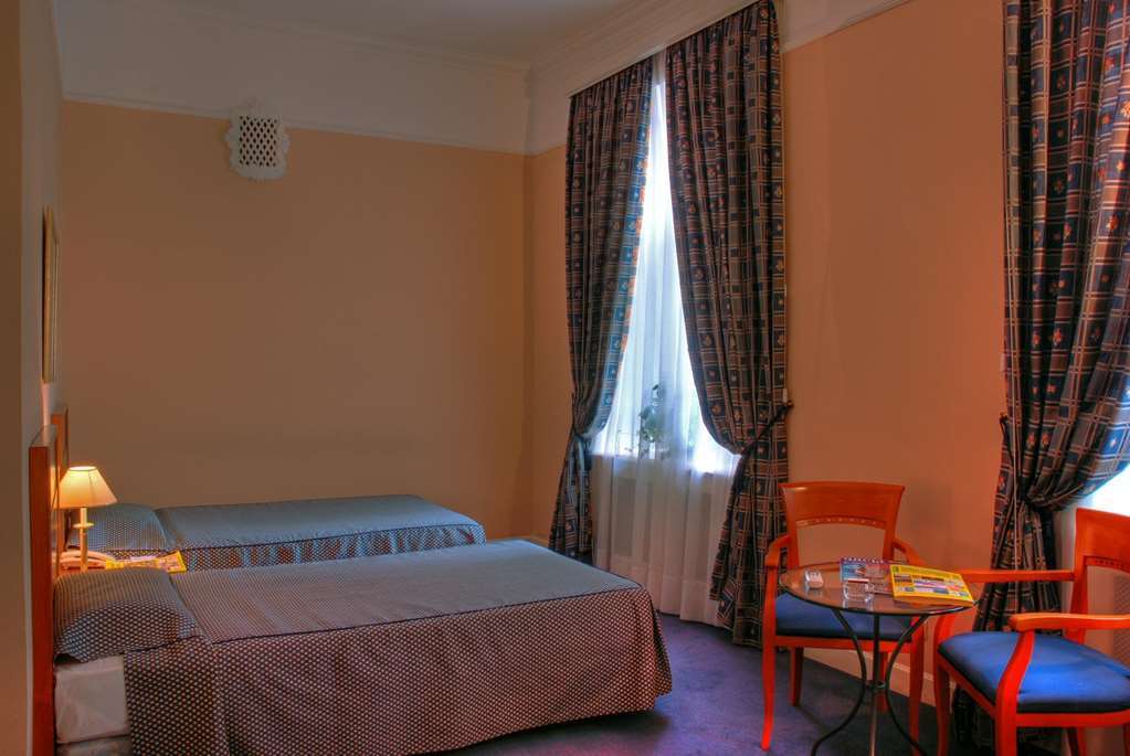 Grand Hotel Ukraine Dnipro Rom bilde